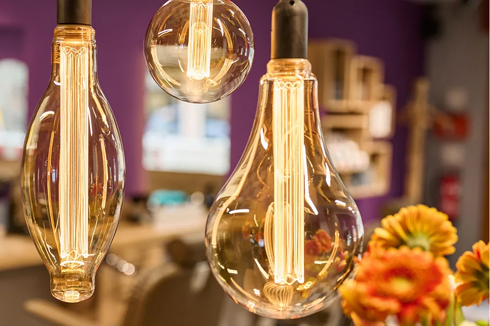 Friseursalon-Tim-Tuna-Edison-Lampen